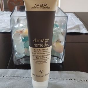 Aveda - damage ready daily hair repair- never used